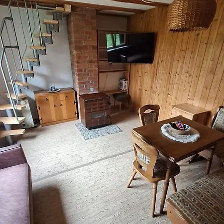 Idylissches Ferienhäusle Im Thüringer Wald Apartamento *