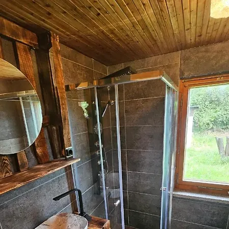 Idylissches Ferienhaeusle Im Thueringer Wald Suhl
